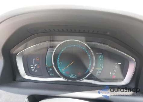 2015 Volvo Xc60 T5 Premier Plus z USA, uszkodzony, nr VIN YV440MDC2F2591441